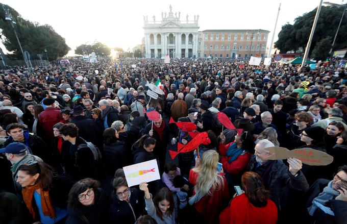 sardine Rim Italija shod protesti | Foto: Reuters