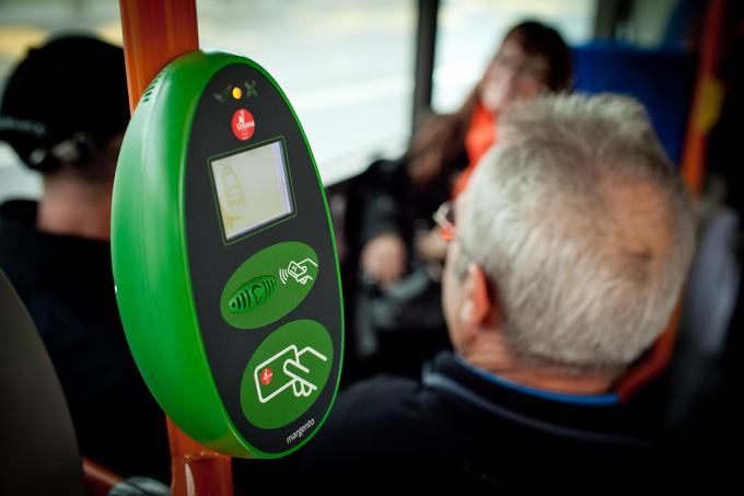 Potnik naj bi na avtobus vstopil na Slovenski cesti v središču prestolnice, drama se je končala v bližini uvoza na obvoznico na priključku Ljubljana Center. | Foto: Matej Povše