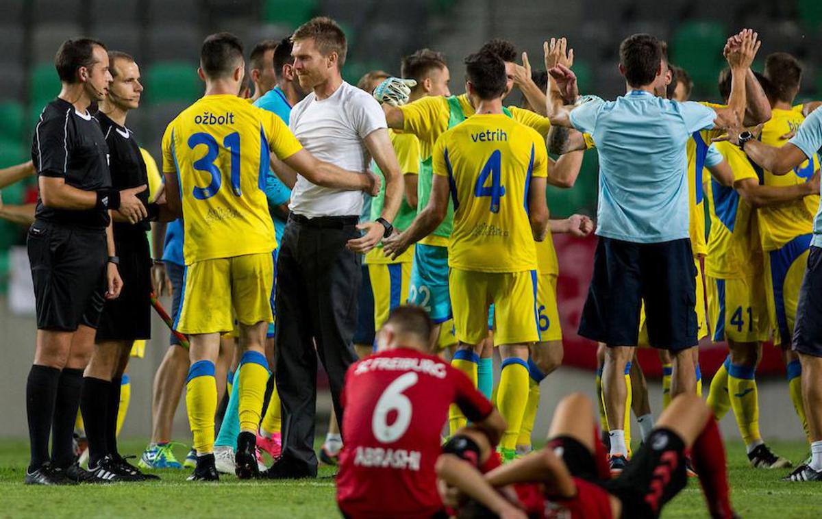 Domžale Freiburg | Nepozabni prizori iz leta 2017, ko so nogometaši Domžal pod vodstvom Simona Rožmana v Stožicah izločili favorizirani Freiburg iz Nemčije. | Foto Urban Urbanc/Sportida