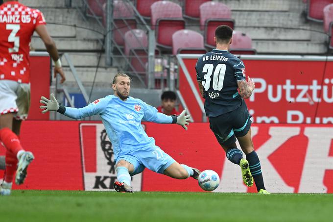 Robin Zentner je Benjaminu Šešku ubranil kar dve stoodstotni priložnosti. | Foto: Guliverimage