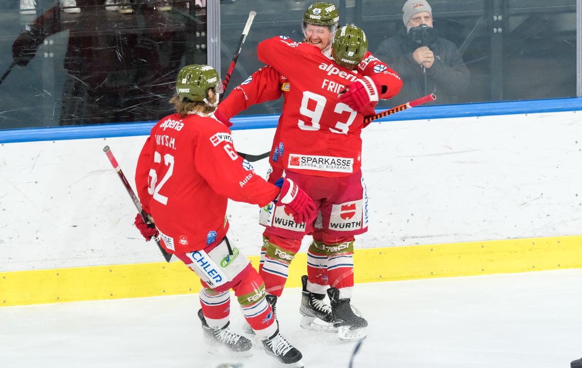 Bolzano : Red Bull Salzburg | Bolzano je v 116. minuti zadel za zmago in podaljšal sezono na vsaj še eno tekmo. | Foto HCB/Vanna Antonello