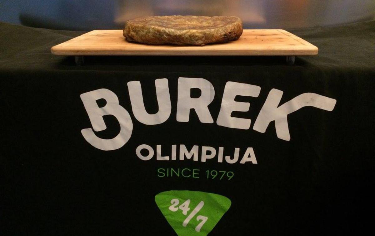 konopljin burek | Ob prihodu povejte: ''Burek za frenda." | Foto Konoplja.net/Burek Olimpija