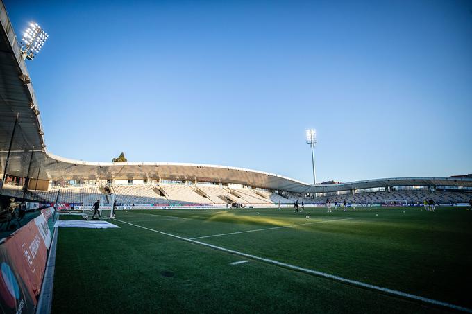 Štajerski derbi med Mariborom in Celjem se je odvil v praznem Ljudskem vrtu | Foto: Blaž Weindorfer/Sportida