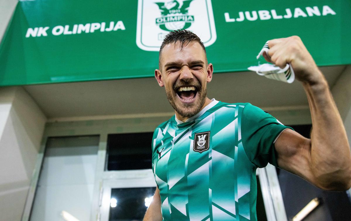 NK Olimpija : Ludogorec Timi Max Elšnik | Timi Max Elšnik se odlično znajde na zelenici, zdaj se bo preizkusil še kot voditelj podkasta. | Foto Vid Ponikvar/Sportida