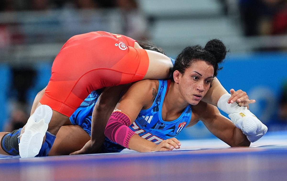 Vinesh Phogat | Po besedah njenega trenerja je bila Vinesh pretežka za približno sto gramov, poročajo tuji mediji. | Foto Guliverimage