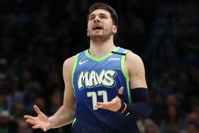 Luka Dončić | Tudi slovenski ljubitelji NBA nestrpno čakajo na dobre novice. Bodo v tej sezoni še videli Luko Dončića? | Foto Getty Images