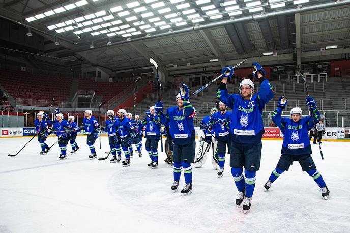 slovenska hokejska reprezentanca Japonska olimpijske predkvalifikacije | Pred slovensko hokejsko reprezentanco je velik izziv − tretjič zapored se bo poskušala uvrstiti na olimpijske igre. | Foto Peter Podobnik/Sportida