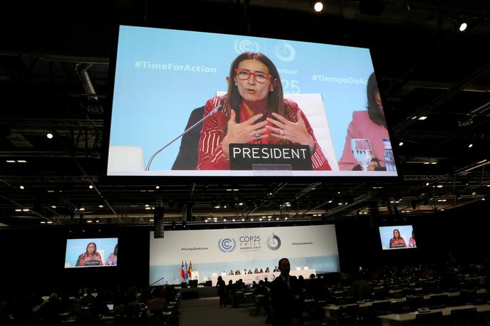 podnebna konferenca | Več podnebnih konferenc se je doslej zavleklo, a še nobena tako dolgo kot letošnja. Končati bi se morala v petek popoldne, sklenila pa se je 40 ur kasneje. | Foto Reuters