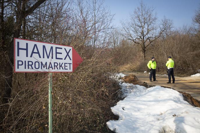 Eksplozija na Vrhniki. hamex vrhnika | Foto Bojan Puhek