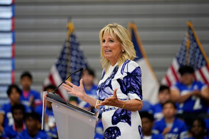 Jill Biden | Jill Biden je prva dama komaj pet mesecev, pa si je že prislužila naslovnico Vogua. | Foto Reuters