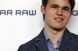 Carlsen brez težav osvojil Biel