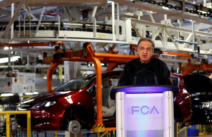 Marchionne naj bi se s svojega položaja umaknil prihodnje leto, vmes pa bo poskrbel še za nekaj kontroverznih potez skupine. | Foto: Reuters