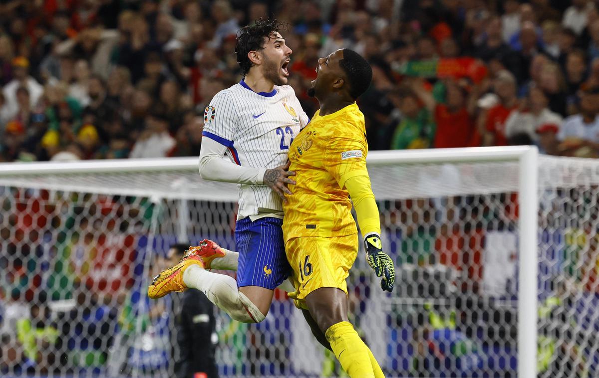 Francija Euro 2024 | Theo Hernandez je v peti seriji potrdil napredovanje Francije. | Foto Reuters