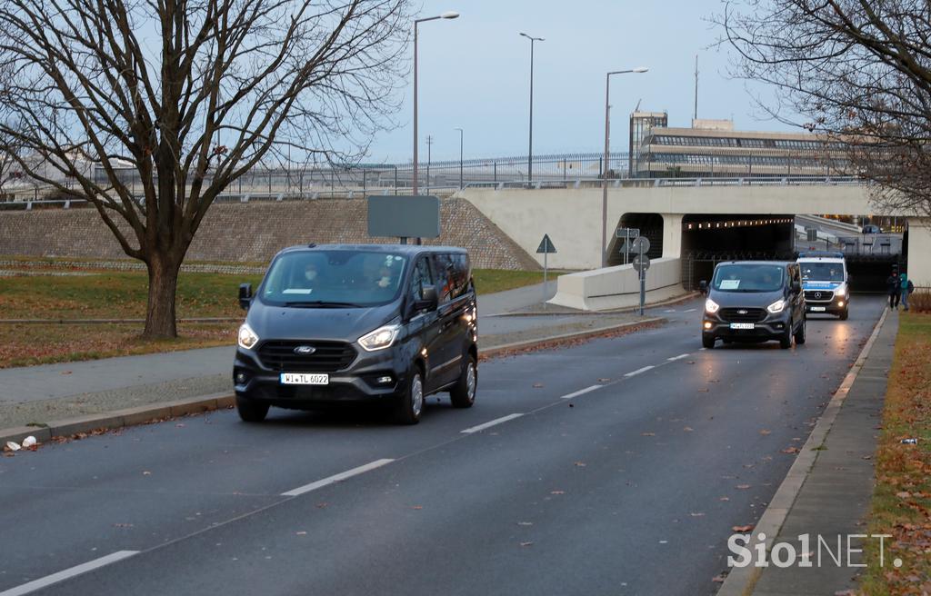 Cepljenje po svetu covid-19