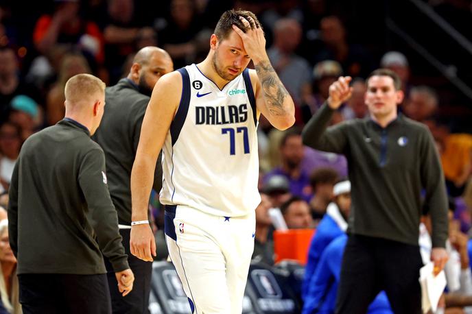 Luka Dončić | Luka Dončić in Dallas Mavericks so zapravili prednost 22 točk. | Foto Reuters