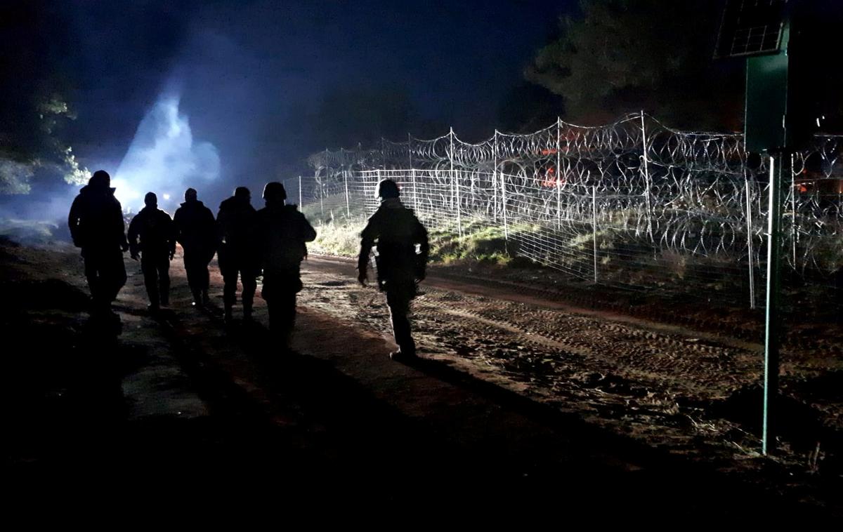 poljska. belorusija. migranti. | Ti novinci bodo verjetno poslani na ukrajinske fronte, kjer je smrtnost izjemno visoka. | Foto Reuters