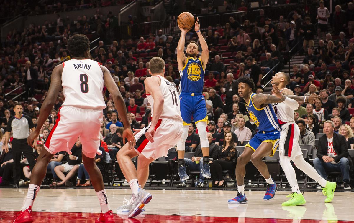 Steph Curry Golden State Warriors | Steph Curry je bil tudi ob tretji zmagi Golden State Warriors eden ključnih mož. | Foto Reuters