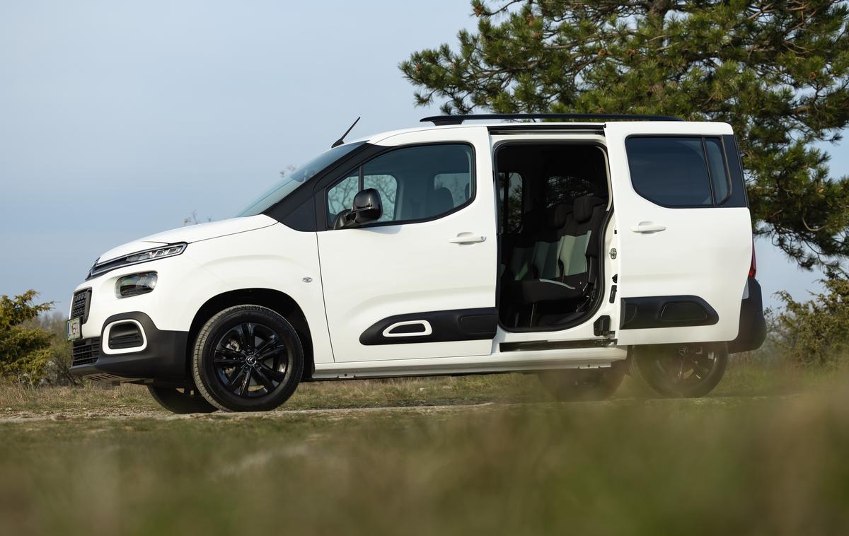 Citroen Berlingo | Potniški citroen berlingo v Sloveniji še naprej tudi s klasičnim motorjem, a obvezna bo vgrajena pregradna mreža. | Foto Žiga Intihar