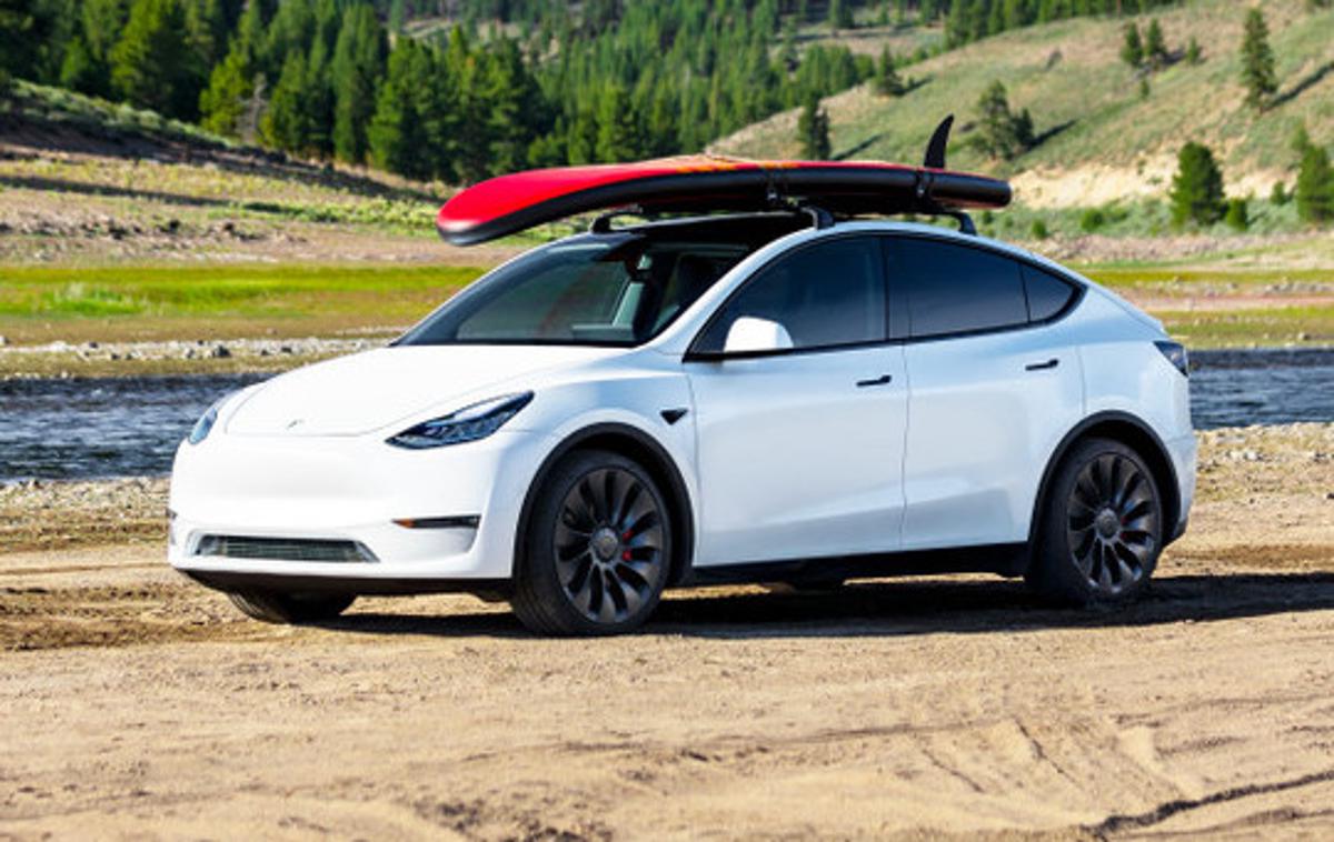 Tesla model Y | Tesla bo začela tudi v Evropo dostavljati prve modele Y. Ker nova tovarna v Berlinu še ni dokončana, bodo ti prišli iz Kitajske. | Foto Tesla