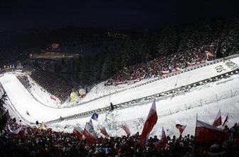 Smučarske skakalke na vrhovno sodišče