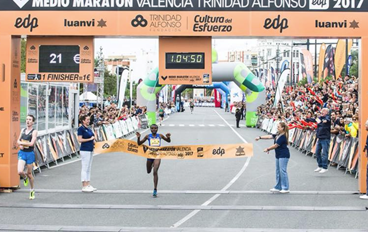 Joyciline Jepkosgei  Valencia 2017 | Foto IAAF