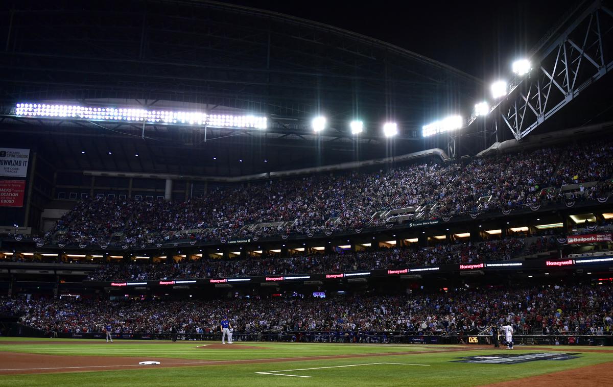 Texas Rangers | Texas Rangers so dobili tretjo tekmo finala, ki se je igrala na stadionu Chase Field v Phoenixu. | Foto Reuters