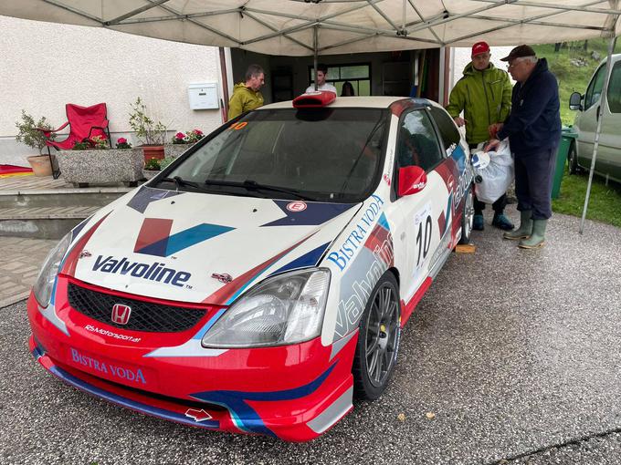 Prek je hondo civic preizkusil na uvodni gorski dirki za DP v Tolminu, kjer je bil skupno kar drugi ter zanesljivo prvi v svoji diviziji. | Foto: Gregor Pavšič