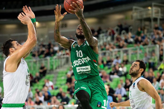 Cedevita Olimpija : Darušafaka, evropski pokal, eurocup | Olimpija je bila še drugič poražena. | Foto Vid Ponikvar/Sportida