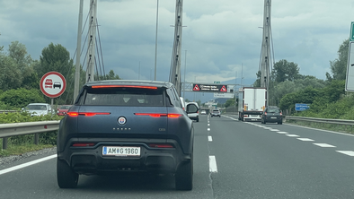 Mimo Ljubljane redek SUV, proizvajalec pred bankrotom #foto