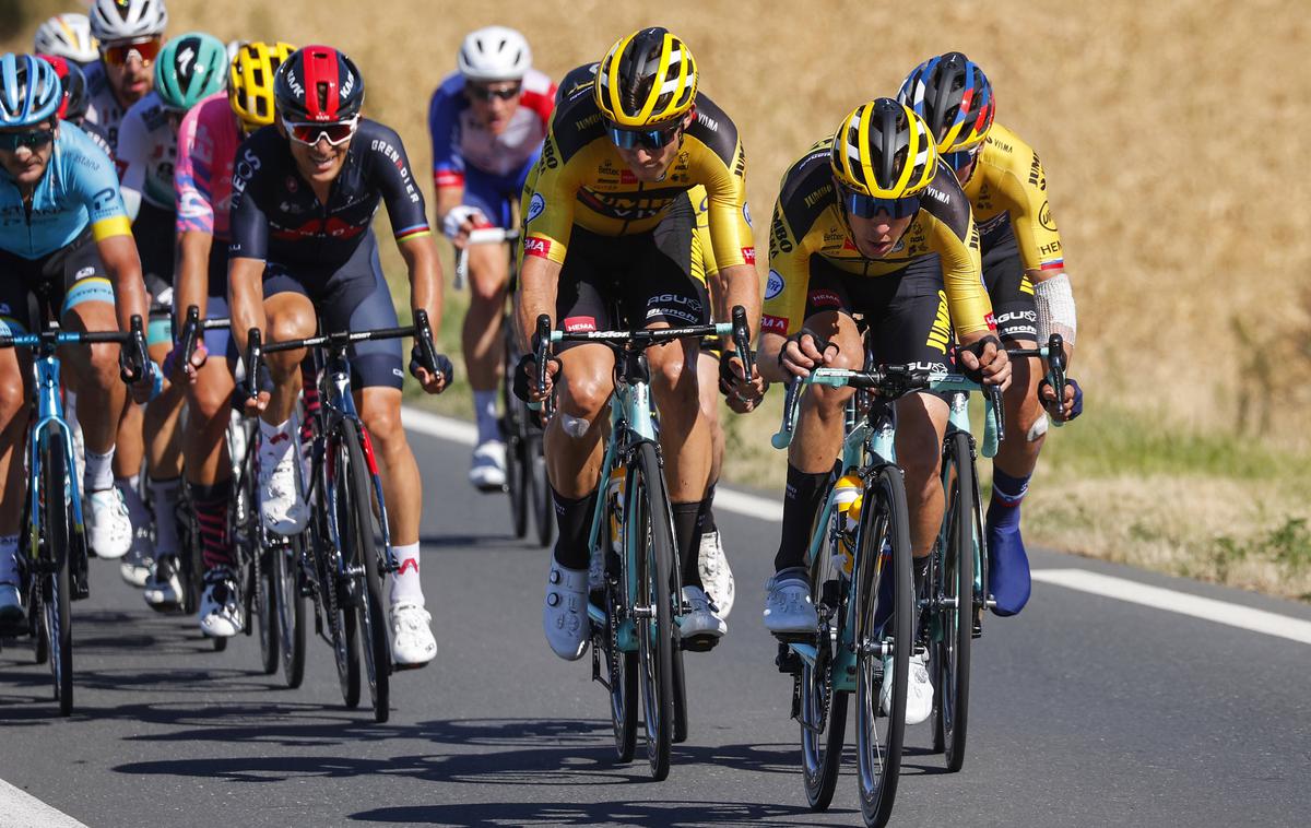 George Bennett | Novozelandski kolesar George Bennett, dragoceni pomočnik Primoža Rogliča v gorskih etapah, si letos ne želi povabila v ekipo za francoski Tour.   | Foto Guliverimage/Getty Images