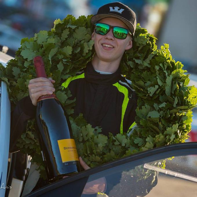 Mladi Rovanperra je v zadnjih dveh letih redno zmagoval v latvijskem državnem prvenstvu, kjer dovoljujejo enakovredno udeležbo na relijih tudi 15-letnikom. (foto: Kalle Rovanperra Racing) | Foto: 