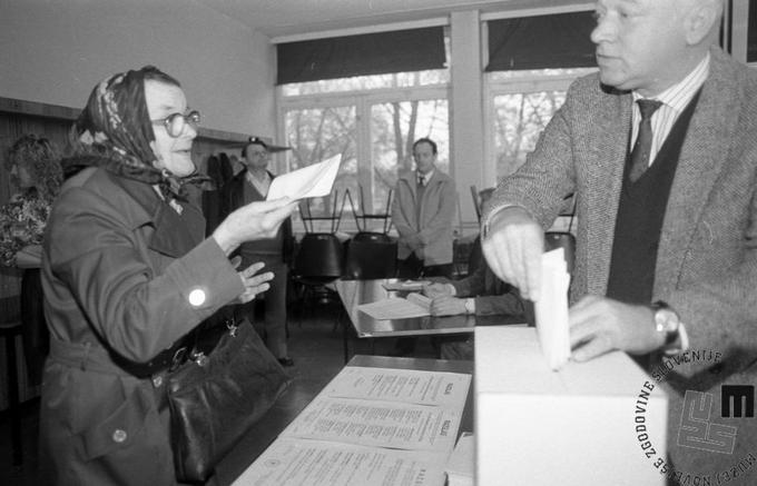 (Foto: Tone Stojko, hrani Muzej novejše zgodovine Slovenije) | Foto: Muzej novejše zgodovine Slovenije