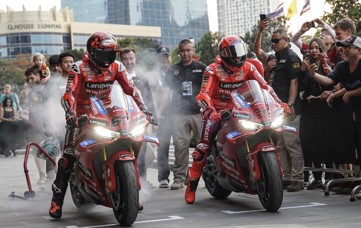 Francesco Bagnaia Marc Marquez | Francesco Bagnaia in Marc Marquez sta glavna in morda celo edina favorita za naslov prvaka motoGP v sezoni 2025. | Foto Reuters