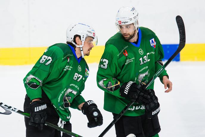 HK Olimpija HDD Jesenice 3. marec 2021 Marc-Olivier Vallerand Žiga Pance | Mark Olivier Vallerand je v Salzburgu ob tesni zmagi (2:1) prispeval oba Olimpijina zadetka. | Foto Grega Valančič/Sportida