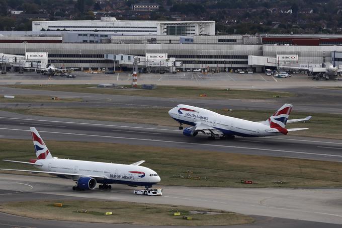 Severnoatlantski koridor, natančneje relacija London (letališče Heathrow, na fotografiji)-New York (letališče JFK), je glede na prepotovane kilometre za vsak sedež na letalu posebej najprometnejša letalska pot na svetu. | Foto: Reuters