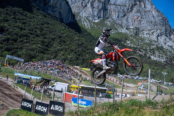 Tim Gajser je bil v prvi vožnji drugi. | Foto: Guliverimage