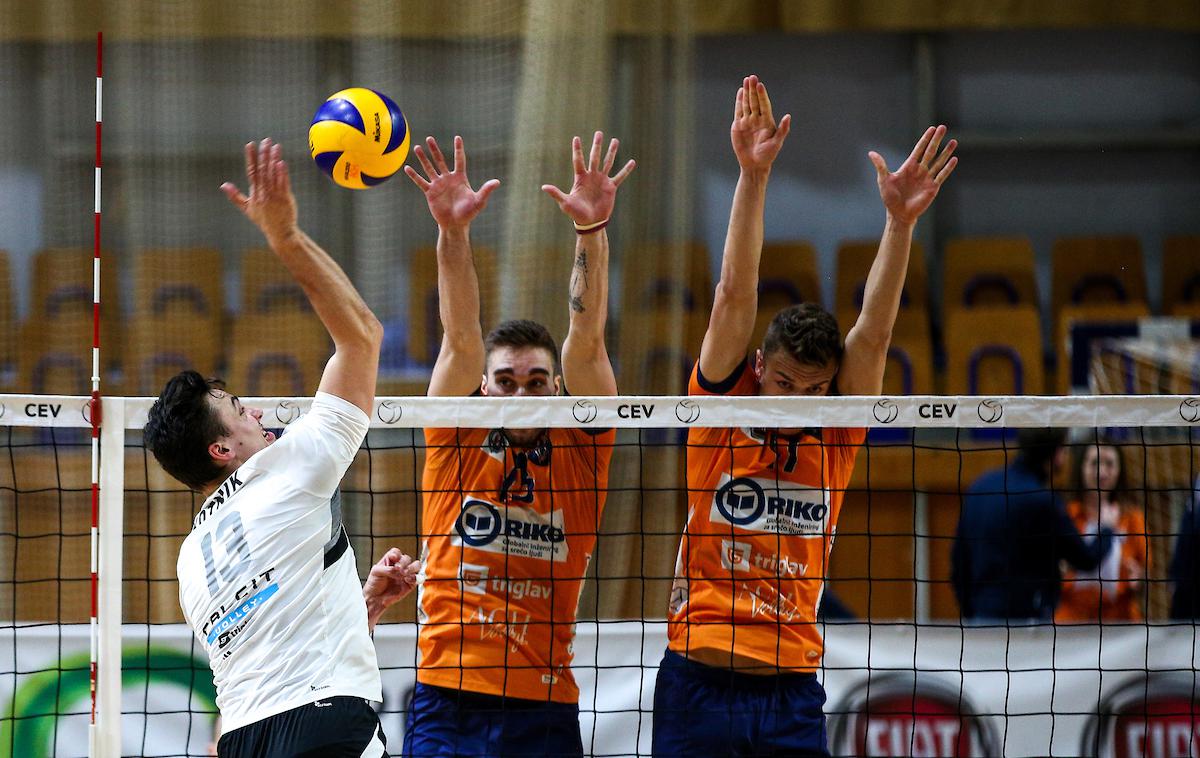 ACH Volley Calcit Volley finale državnega prvenstva | Odbojkarji ACH Volley so ekspresno odločili finale državnega prvenstva. | Foto Matic Klanšek Velej/Sportida