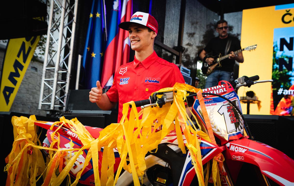 Tim Gajser sprejem | Tim Gajser še ni končal sezone. Konec tedna bo zastopal še slovenske barve na Nizozemskem. | Foto Blaž Weindorfer/Sportida