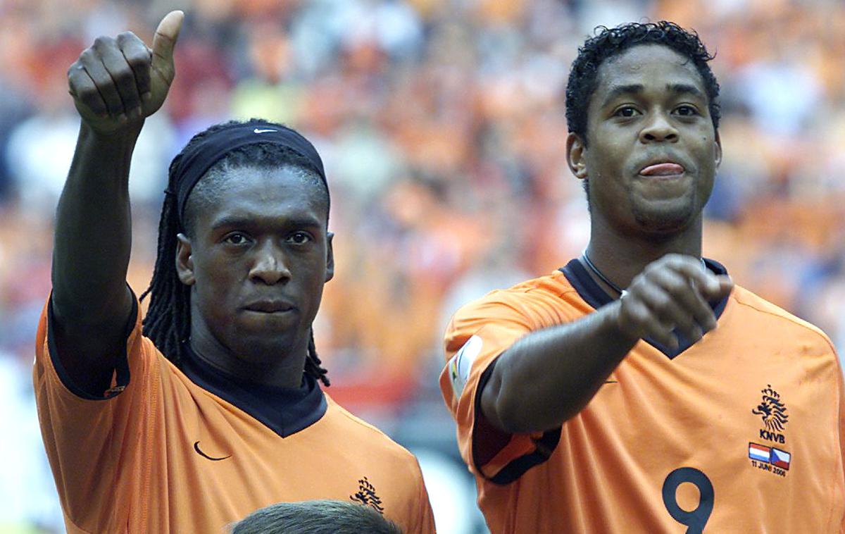 Clarence Seedorf Patrick Kluivert | Nekdanja nizozemska nogometna reprezentanta Clarence Seedorf in Patrick Kluivert prevzemata reprezentanco Kameruna. | Foto Reuters