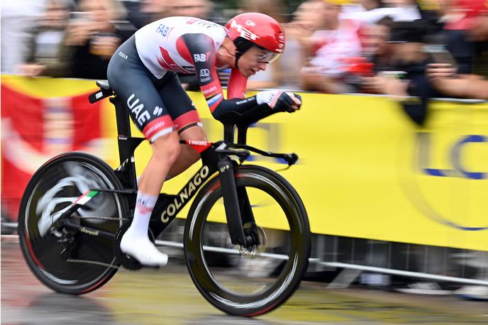 Tadej Pogačar, TDF22 | Tadej Pogačar je prvi dan že pokazal, da ima resen namen naskakovati tretji zaporedni naslov najboljšega na Dirki po Franciji. | Foto Guliverimage