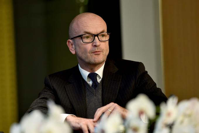 Boštjan Jazbec se je ob prihodu kriminalistov skliceval na imuniteto. | Foto: STA ,