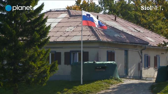 Kaj bodo storili slovenski vojaki 29. decembra, ko naj bi začeli uveljavljati sodbo in bi se morali umakniti iz vojašnice na Trdinovem vrhu, niso želeli povedati. | Foto: 