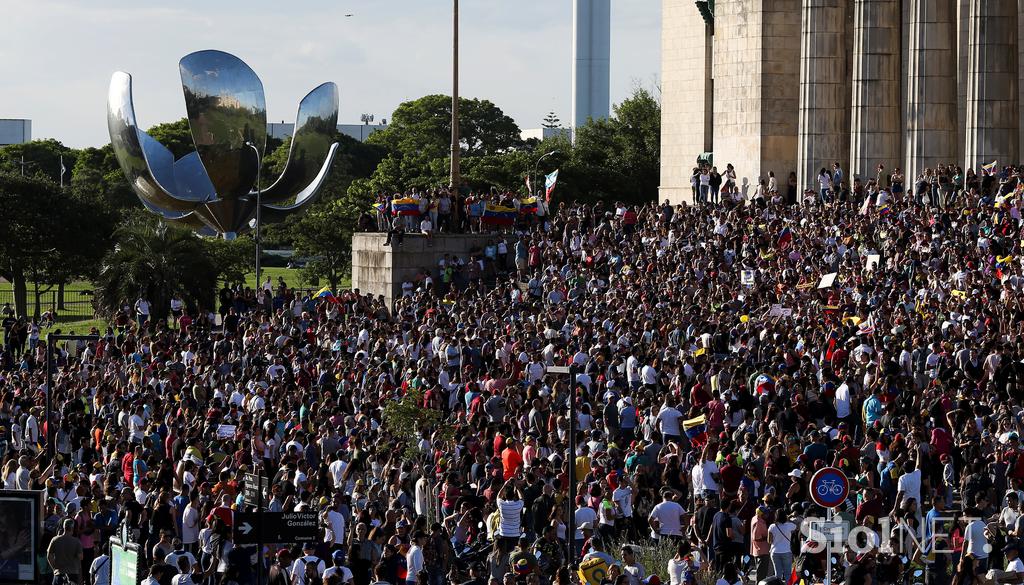 Venezuela Caracas protesti Maduro Guaido