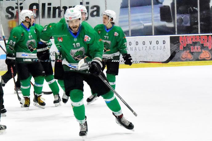 HK SŽ Olimpija | Olimpija je vknjižila četrto zaporedno zmago. V Italiji je slavila s 4:1. | Foto HK SŽ Olimpija