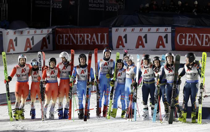 Prvi komplet medalj na 48. SP v alpskem smučanju je odšel v Italijo, Švico in na Švedsko. | Foto: Reuters