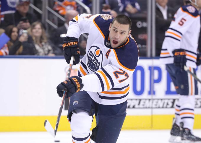 ... Milan Lucic pa bo Naftarje zamenjal za Calgary. | Foto: Reuters