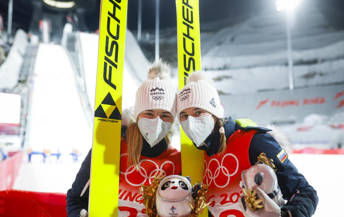 Urša Bogataj Nika Križnar | Olimpijska prvakinja Urša Bogataj in Nika Križnar sta uresničili sanje. | Foto Anže Malovrh/STA