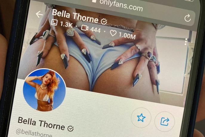 OnlyFans | Bella Thorne je ena od znanih igralk, ki na OnlyFans odlično zasluži. | Foto Guliverimage