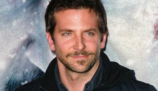 Seksi Bradley Cooper je spet samski