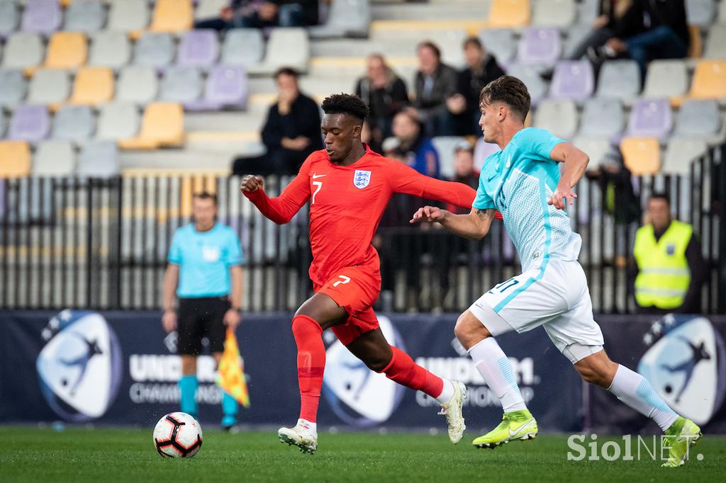 Slovenija : Anglija, slovenska nogometna reprezentanca u21